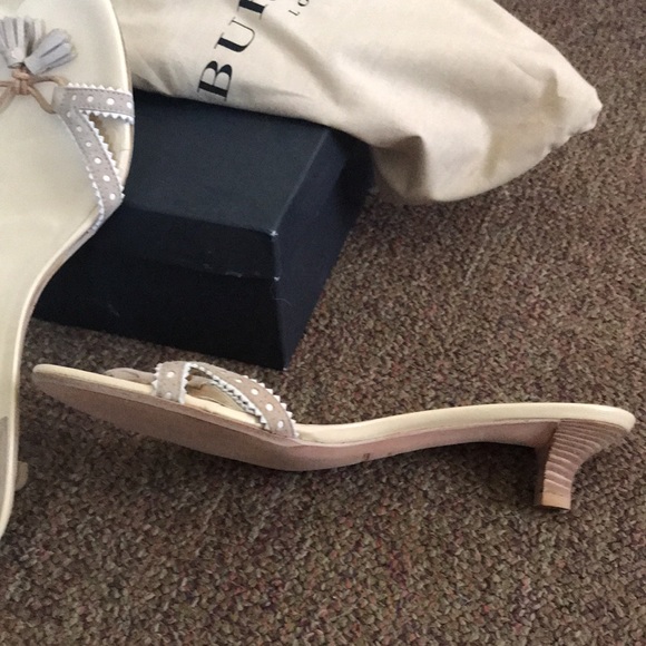 Authentic Burberry new in box - Picture 3 of 3